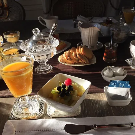 Les Agapanthes Bed & Breakfast