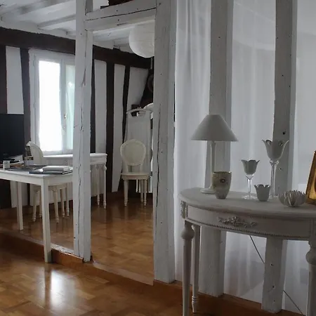 Oda ve Kahvaltı Les Agapanthes Gasny