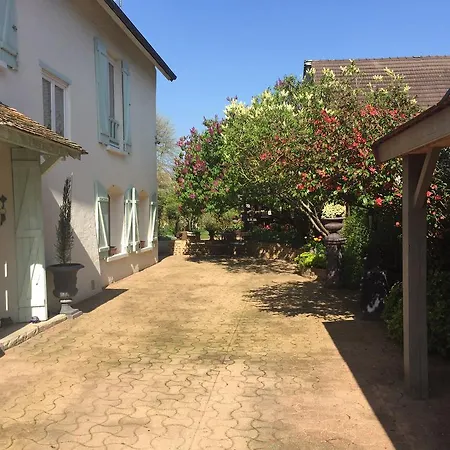 Les Agapanthes Bed & Breakfast 3*