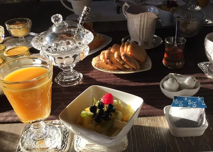 Les Agapanthes Bed & Breakfast