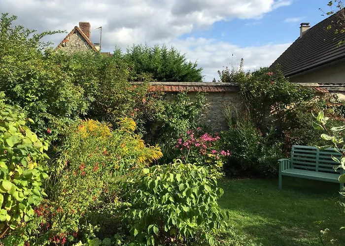Les Agapanthes Bed & Breakfast Gasny