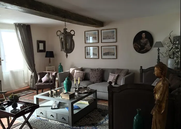 Les Agapanthes Bed & Breakfast Gasny