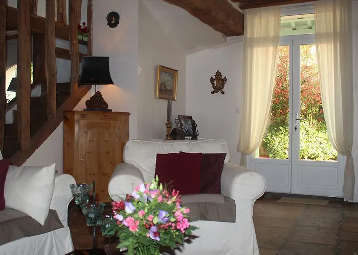 Les Agapanthes Bed & Breakfast Gasny