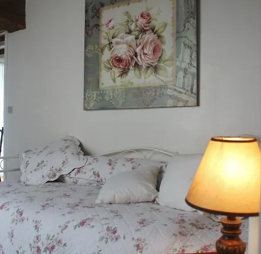Les Agapanthes Bed & Breakfast 3*
