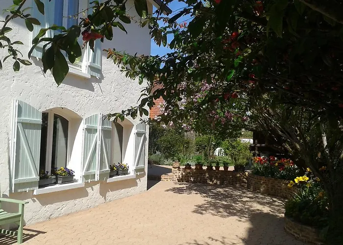 Bed & Breakfast Les Agapanthes 3*